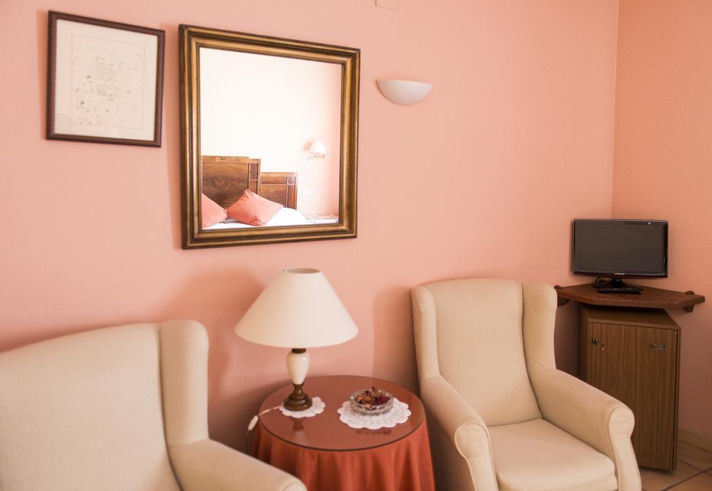 Hotel Can Ceret Sant Pere Pescador Luaran gambar