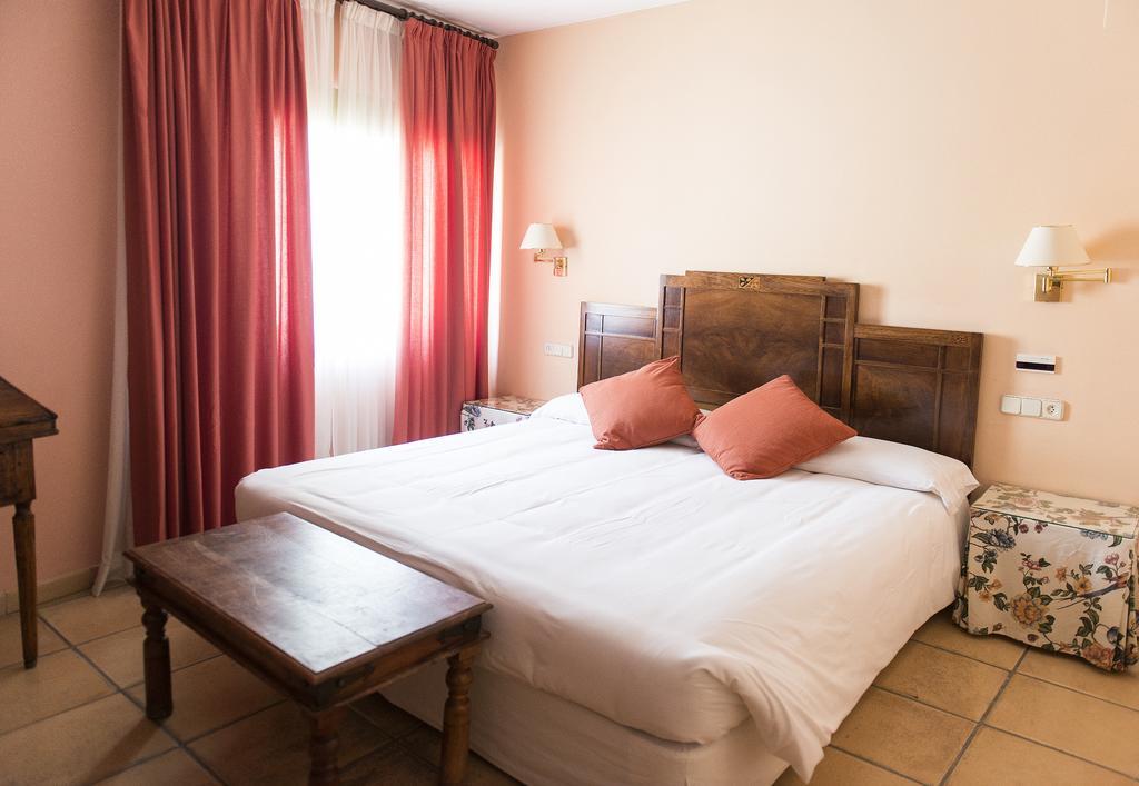 Hotel Can Ceret Sant Pere Pescador Luaran gambar